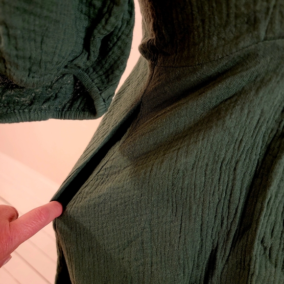 Aemi+Co Green Puff Sleeve Dress - Picture 6 of 9